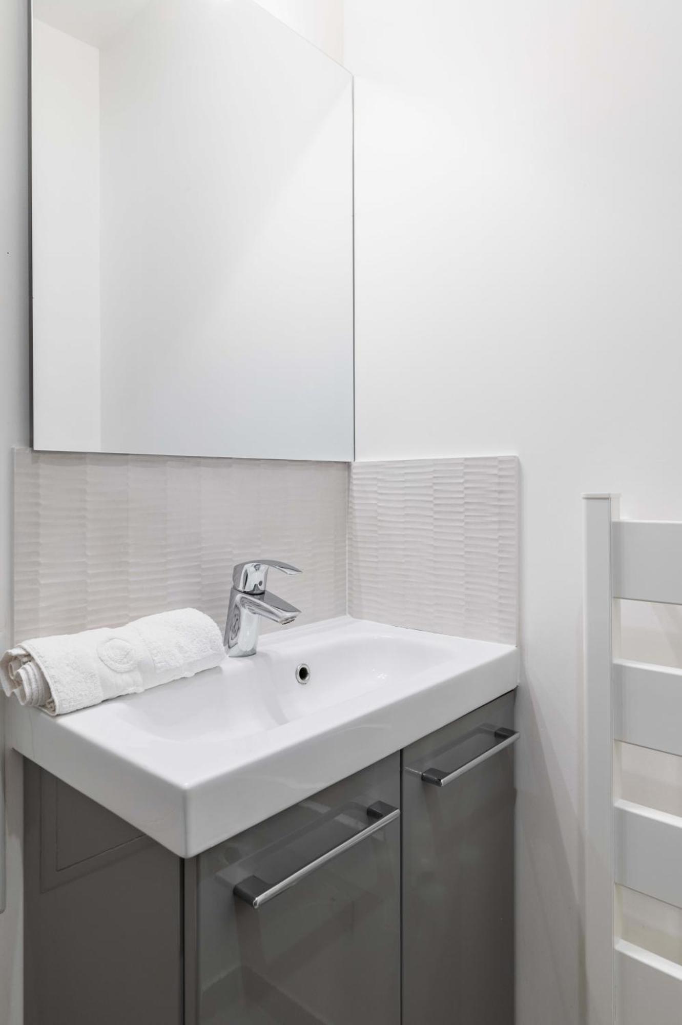 2 Pieces Renovee A Neuf Paris 5 - 4P - Flat-Guest Apartamento Exterior foto